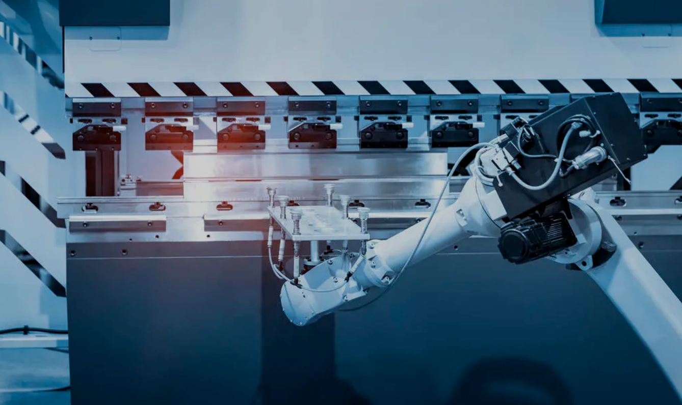 【AI+工业】走进施耐德武汉“灯塔工厂”:人工智能质检 工厂“万物互联”
